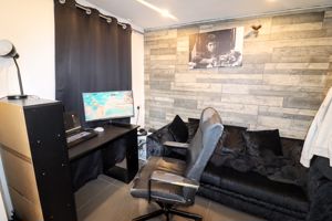 Annexe- click for photo gallery